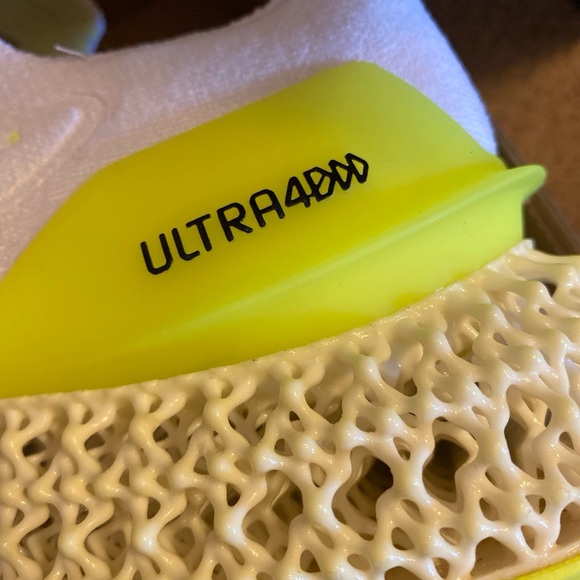 Adidas UltraBoost Ultra 4D - Picture 8 of 10